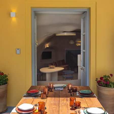 Apartment Kore Cave House By Oias Local Cave Oia (Santorini)